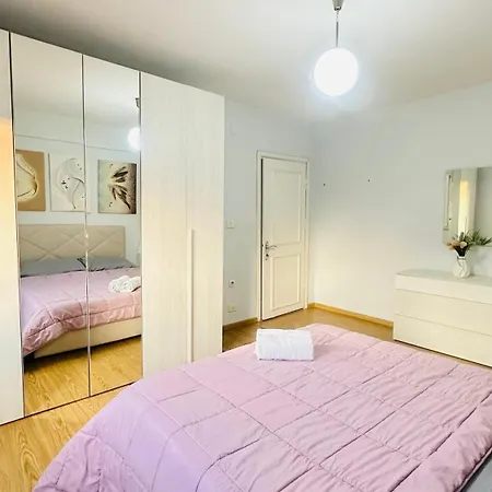 Cozy Loft For Groups 24,7selfcheckin Apartment Tirana