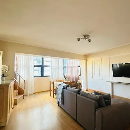 Apartment Cozy Loft For Groups 24,7selfcheckin Tirana